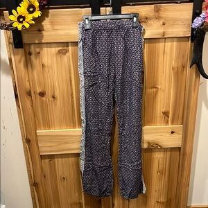 O'Neill Women's Navy Patterned Flare Pants